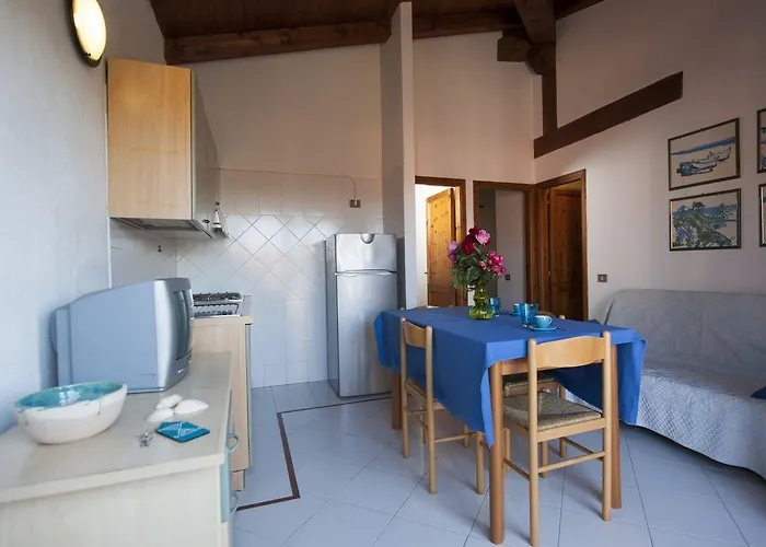 Approdo Aparthotel 3*