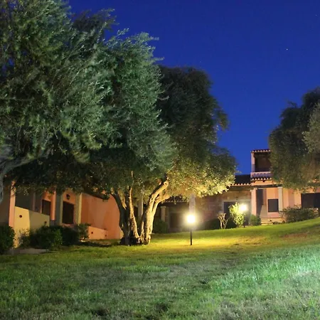 Approdo Verde Aparthotel 3*