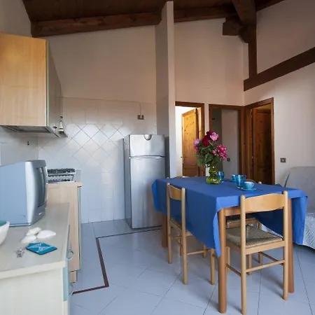 Approdo Verde Aparthotel 3*
