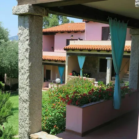 Aparthotel Approdo Verde San Teodoro (Sardinia)
