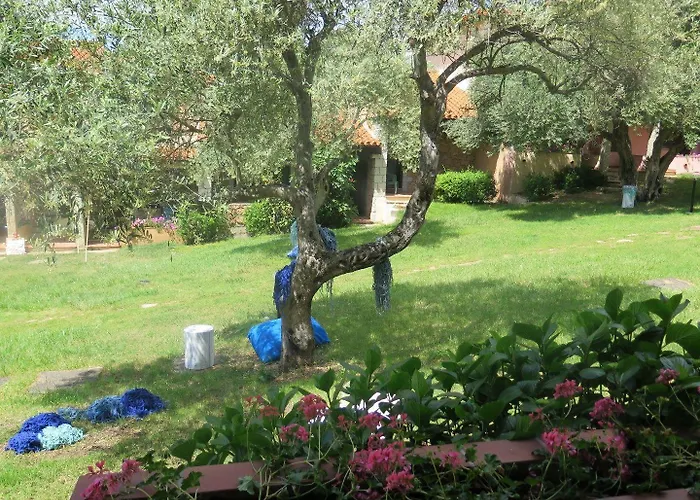 Approdo Aparthotel 3*